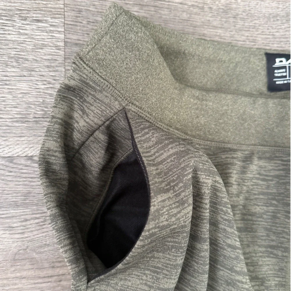 Dakine Liberator LW Pant Men's M Green Heather Fleece Joggers Ski Base Layer NWT